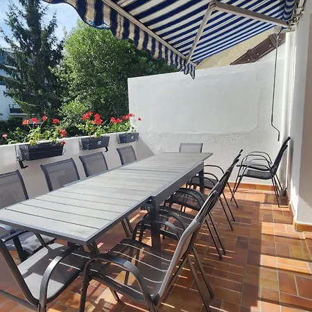 Belle Maison, 15mn De Paris, 2 Parkings Gratuits