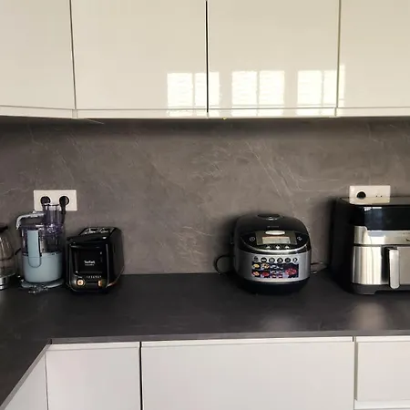 Belle Maison, 15mn De Paris, 2 Parkings Gratuits Villa Cachan