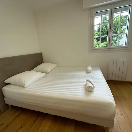 Belle Maison, 15mn De Paris, 2 Parkings Gratuits * Cachan