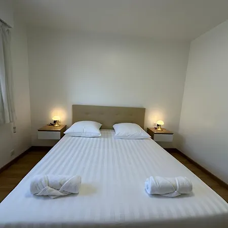 Villa Belle Maison, 15mn De Paris, 2 Parkings Gratuits Cachan